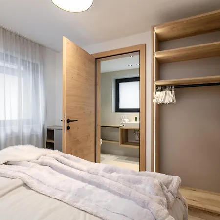 Alpenlodge 2 Apartment *