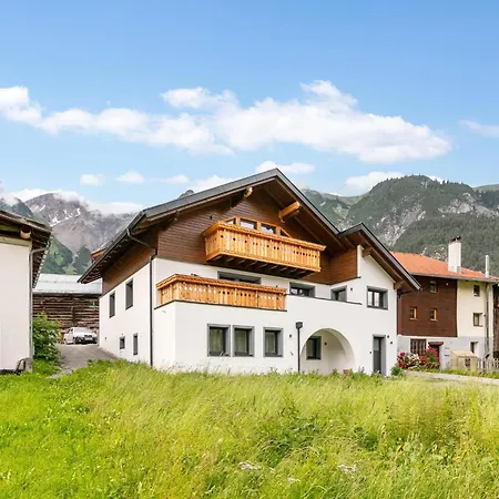 Alpenlodge Pettneu 2 *