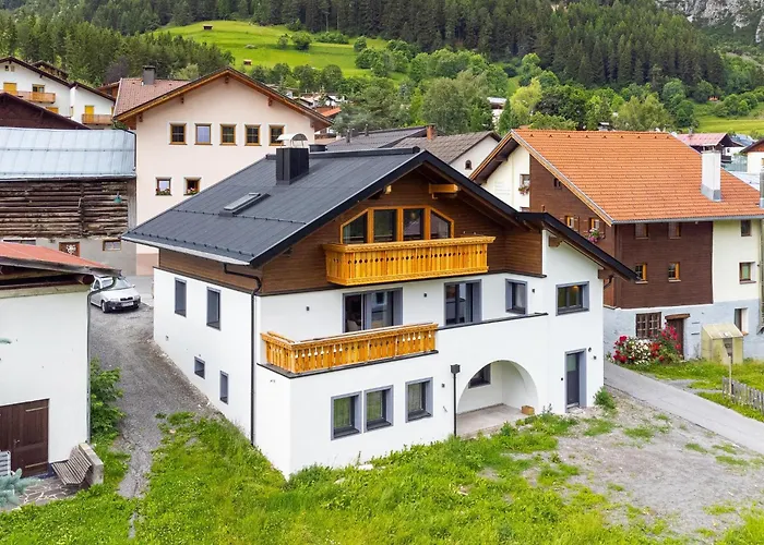 Alpenlodge 2 Pettneu am Arlberg