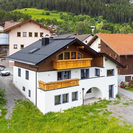 Alpenlodge 2 Pettneu am Arlberg