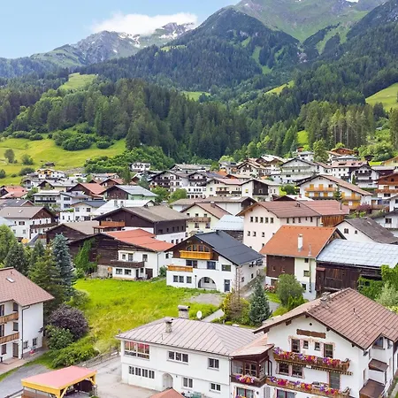 Apartment Alpenlodge 2 Pettneu am Arlberg